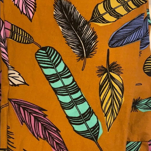 LulaRoe TC leggings. - Picture 1 of 2